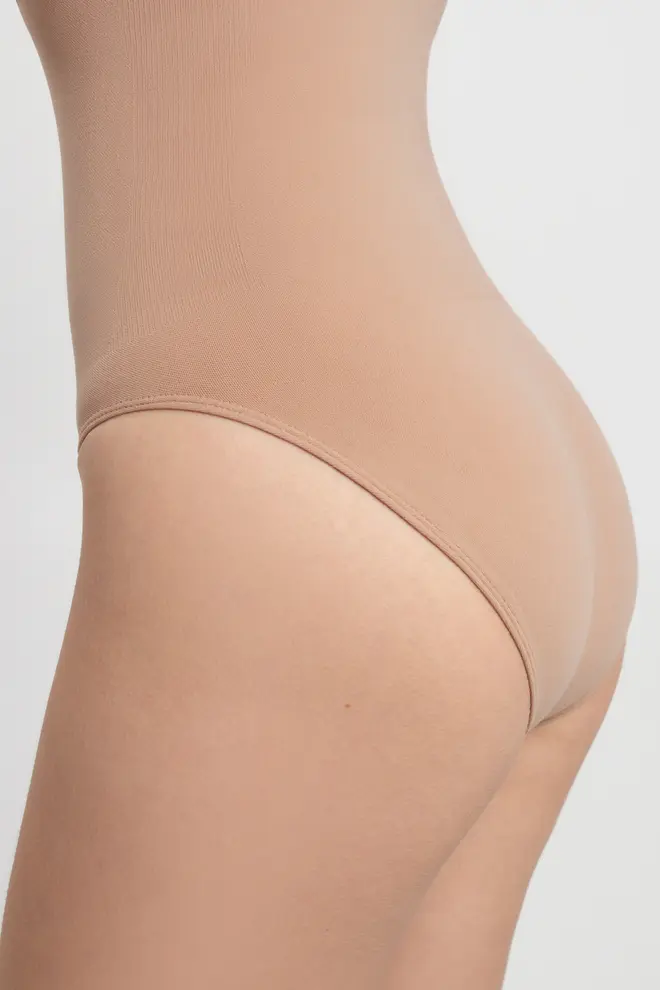 Body-Slip mit breiten Trägern BODY SLIP SHAPEWEAR nude