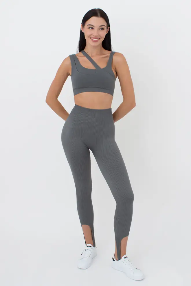 Nahtloses Top mit asymmetrischen Trägern TOP RIB CO (graphite)