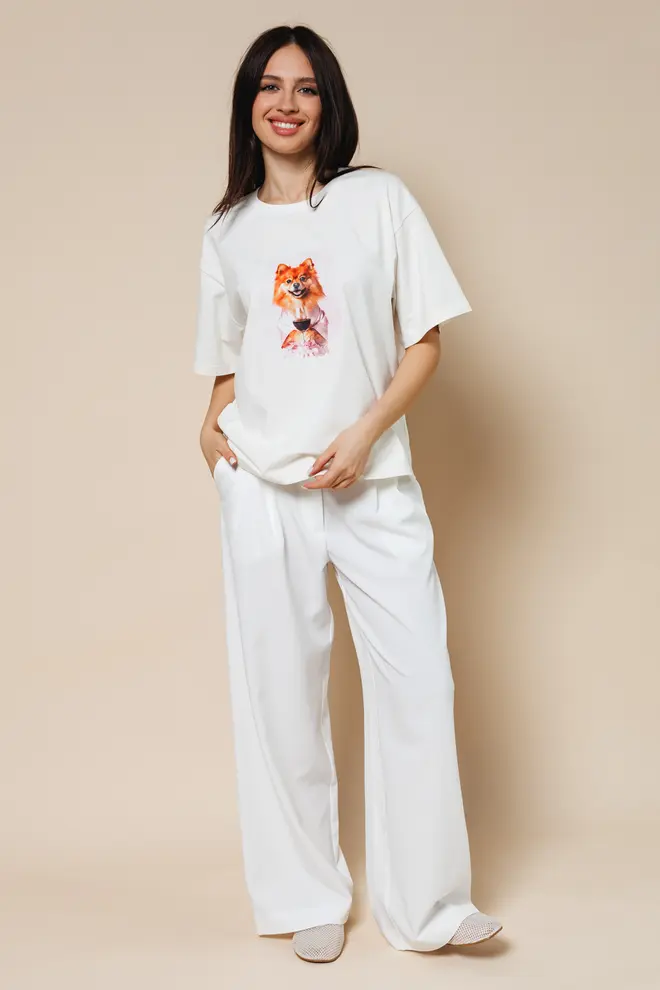 T-shirt with Pomeranian print “URBAN PAWS” 4826/010 (milk/pomeranian print)