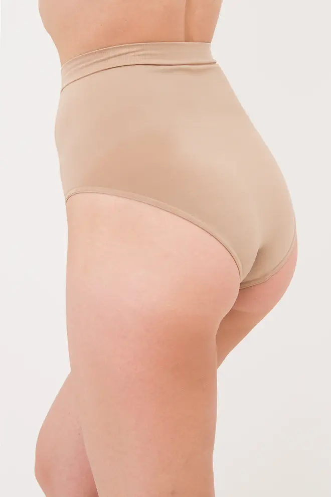 Seamless shaping SLIP MODELLING (beige)