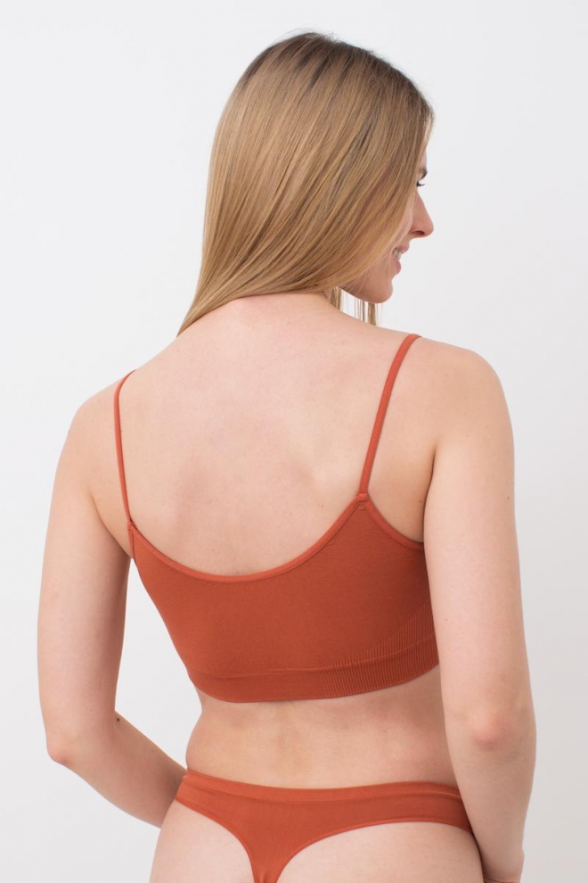 Geripptes Top mit Trägern CAMI TOP (burnt sienna)