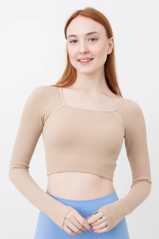 Kurzes geripptes Top mit langen Ärmeln CROP TOP RIB (natural)