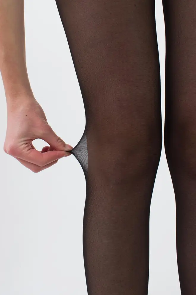 Erotische Strumpfhosen mit offenem Zugang INTIMO PLUS 20 (1) (nero)