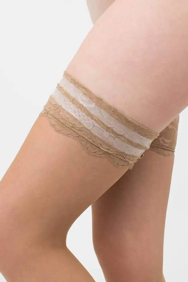 Stockings with wide lace PASSION 20 den (daino)