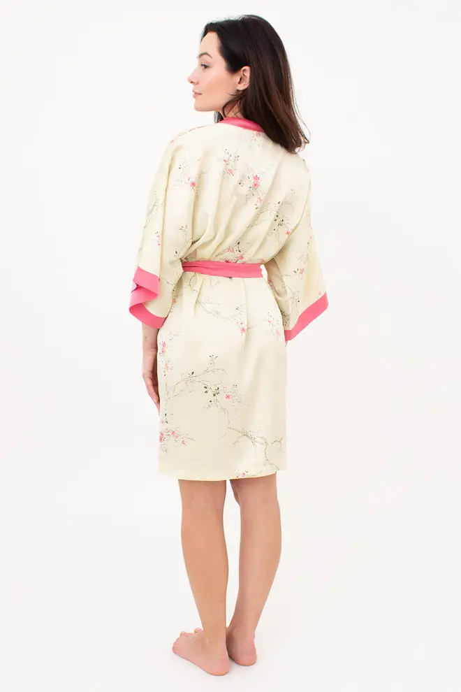 Short Robe with Flowers SAKURA 7224/050 (light yellow)