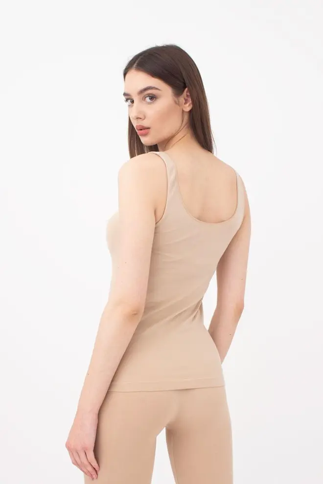 Seamless tank top on wide straps TANK (naturale)