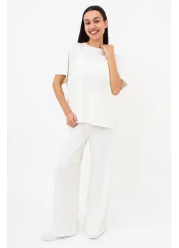 2-Teiliges Set aus Viskosemischung LIGHT ESSENCE 5122/250 (milk)